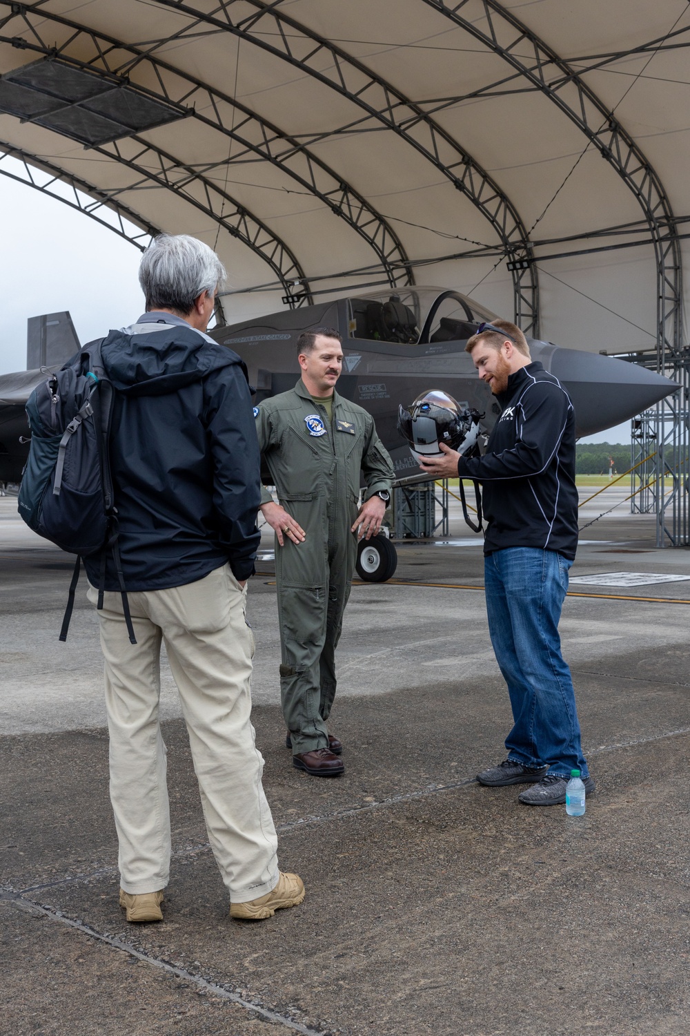 Chris Buescher visits MCAS Beaufort