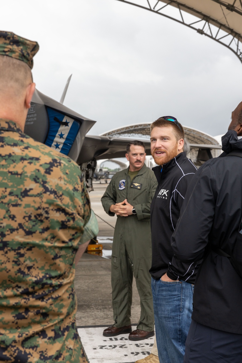 Chris Buescher visits MCAS Beaufort