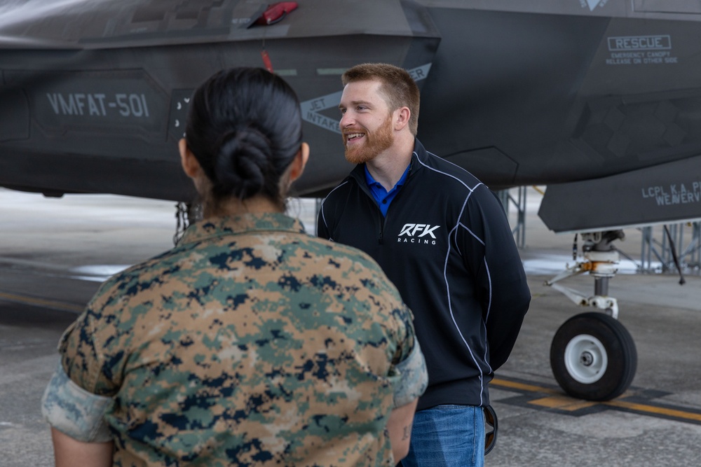 Chris Buescher visits MCAS Beaufort