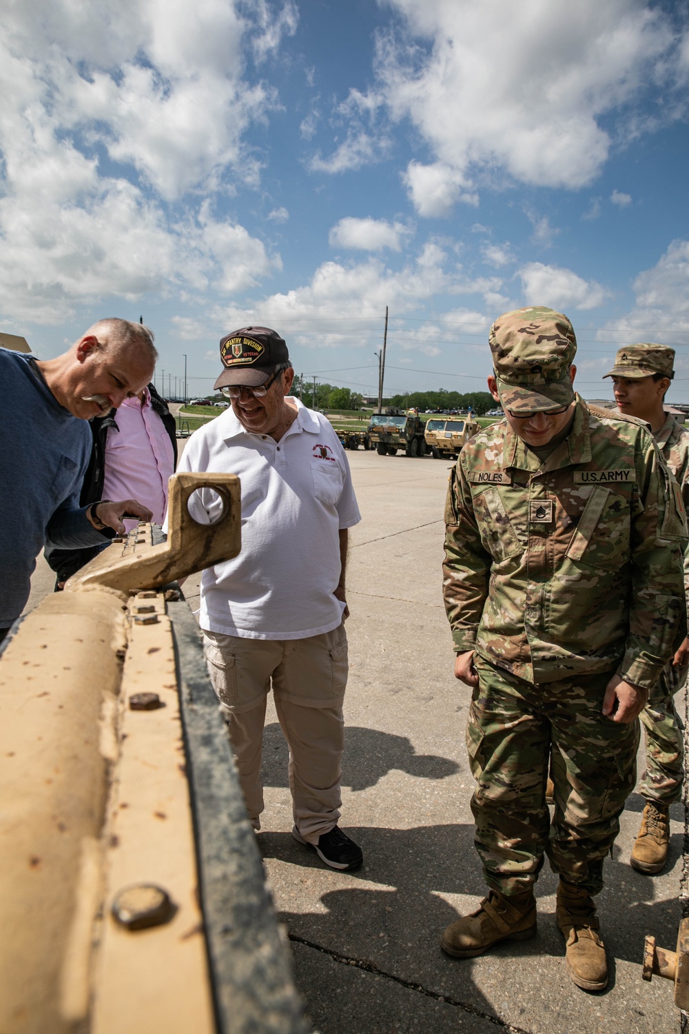 Big Red One Veterans of the Persian Gulf War Visit Fort Riley