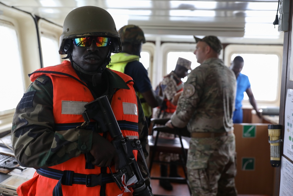 Ghana Navy and Ghana Police Service Conduct Maritime Interdiction Training from U.S., Dutch Forces in Ghana