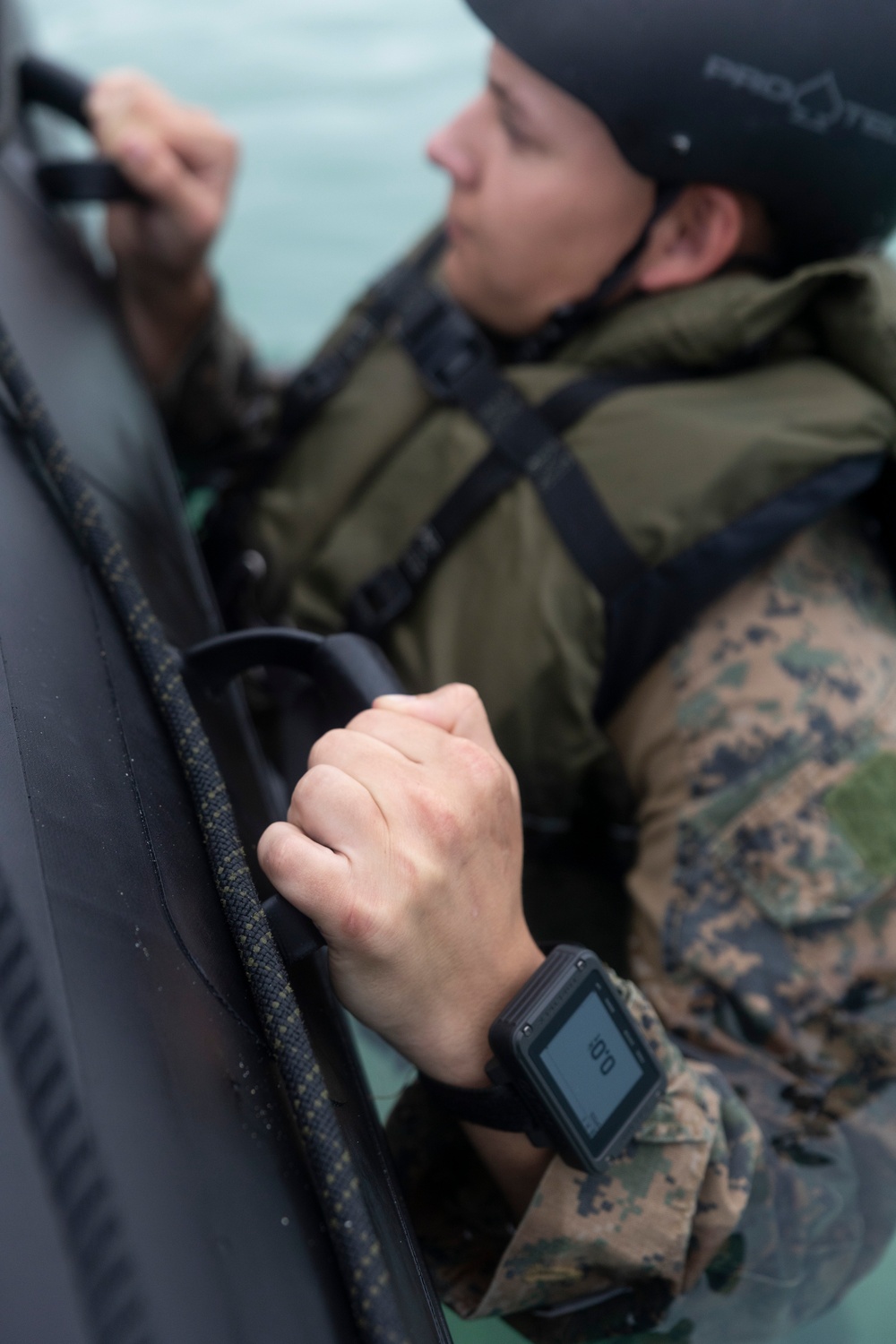 III Marine Expeditionary Force EOTG enhances small boat operation skills