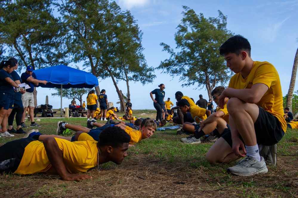 USS Frank Cable Sailors Volunteer During Guam High School’s Navy Junior Officers’ Training Corps PRT