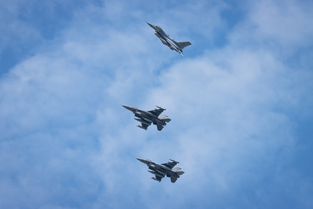 F-16s arrive at NATO Air Base Geilenkirchen