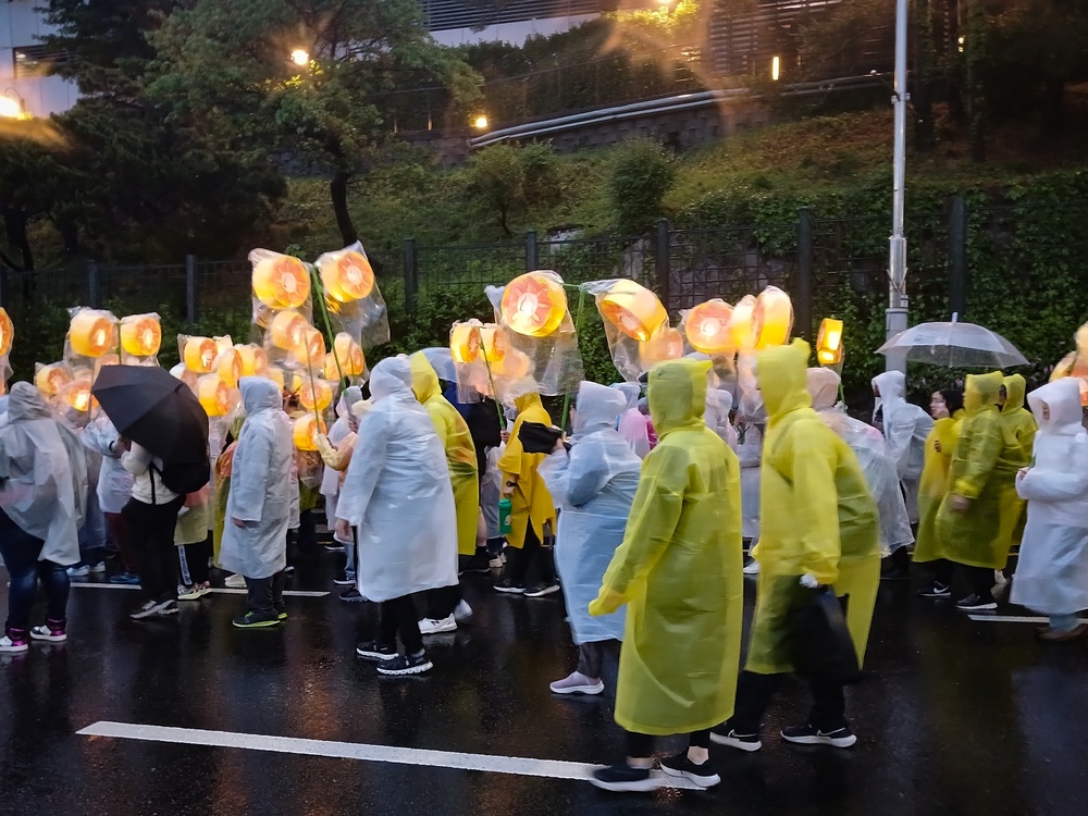 Soldiers experience cultural immersion during Buddha’s Birthday parade