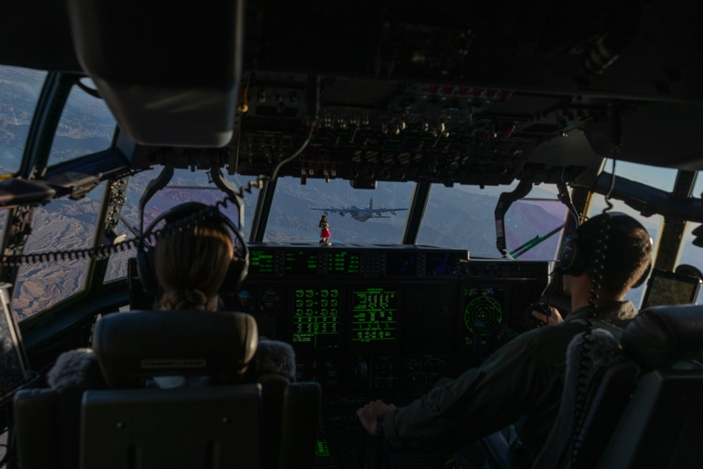 VMGR-153 Marines Conduct Flight Operations in Arizona