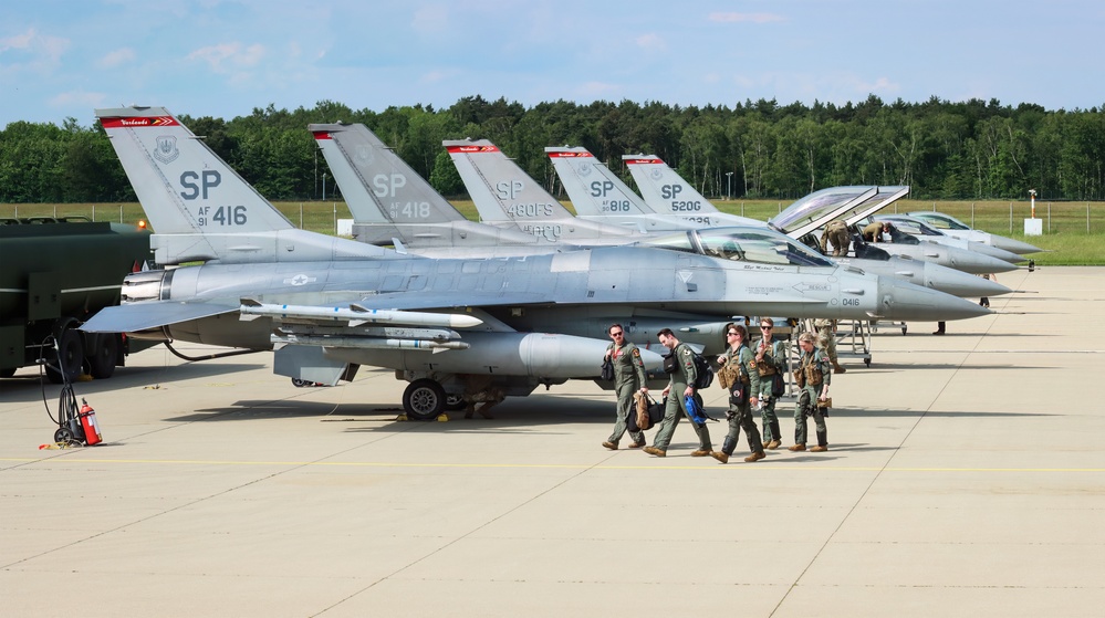 F-16s arrive at NATO Air Base Geilenkirchen