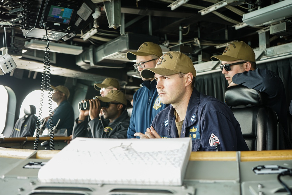 USS Gabrielle Giffords (LCS 10) conducts port visit in Phuket, Thailand
