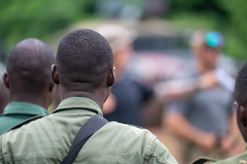 Chadian Special Forces conduct patrols in simulation village