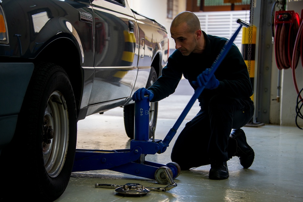 65 LRS Vehicle Maintenance Seminar