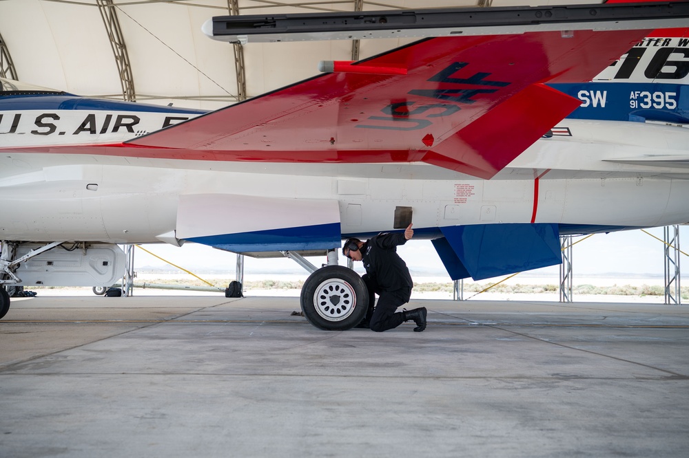The F-16 Viper Demonstration Team releases new 50th anniversary paint scheme