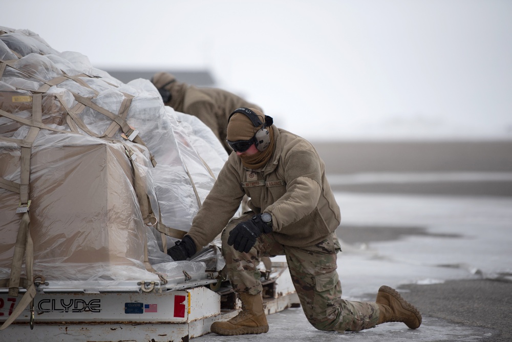 Kentucky Air Guard transports building materials to construct homes in Alaska