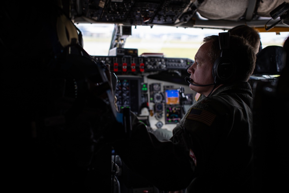 117th Air Refueling Wing refuels Romanian F-16s in the skies over Bucharest