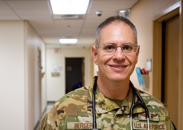 Harvard handpicks top Moody AFB flight surgeon