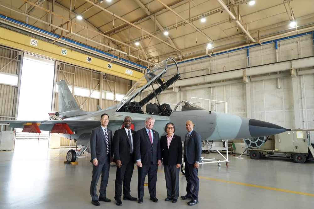 DSCA Director Jim Hursch visits the Republic of Korea