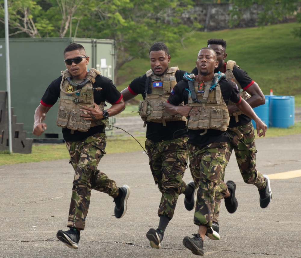 Fuerzas Comando 24 Physical Test