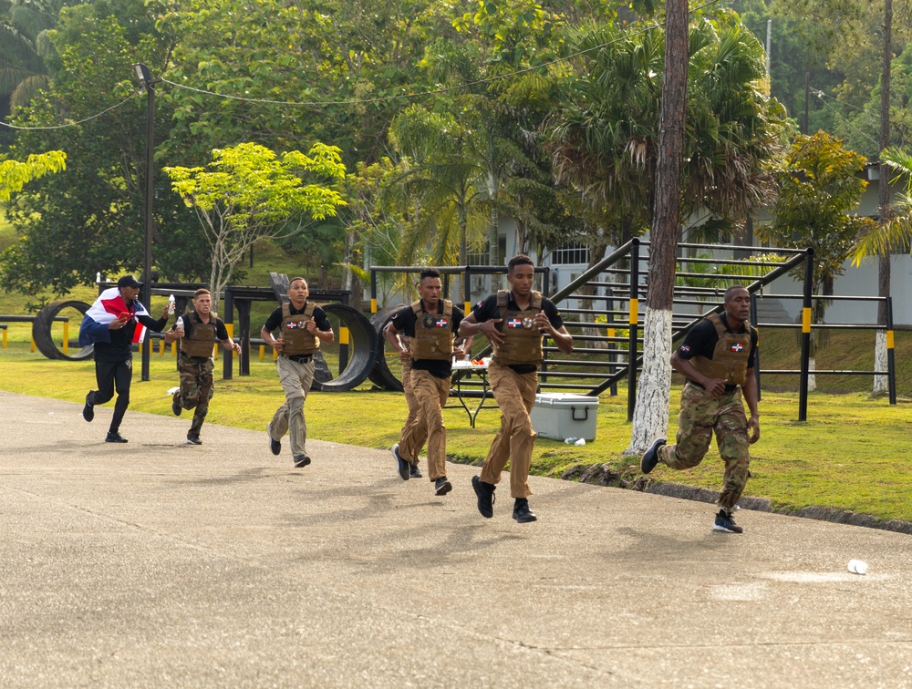 Fuerzas Comando 24 Physical Test