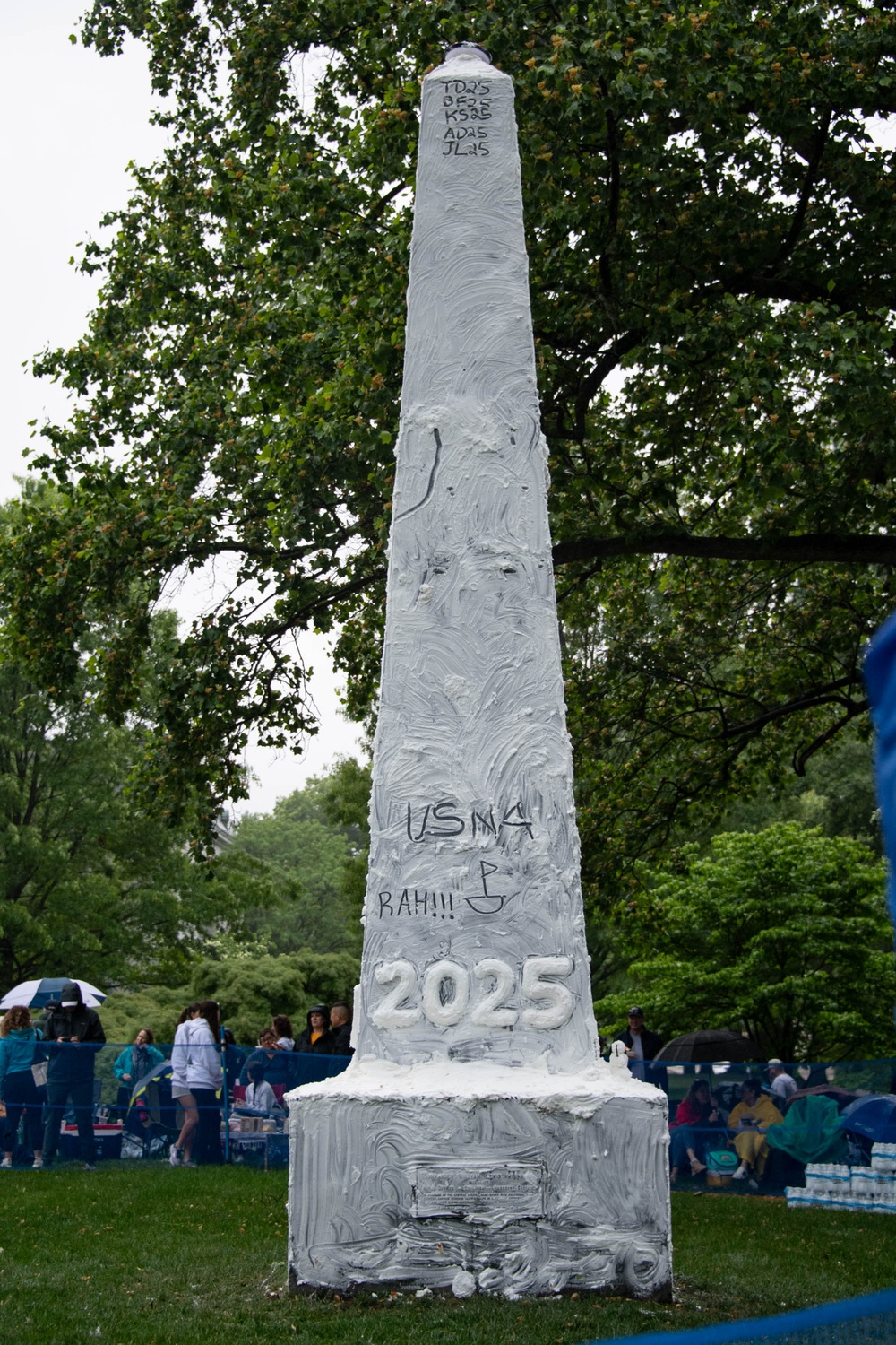 USNA Class of 2027 Hendon Climb