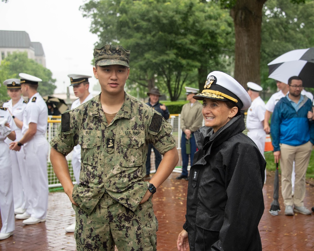 USNA Class of 2027 Herndon Climb