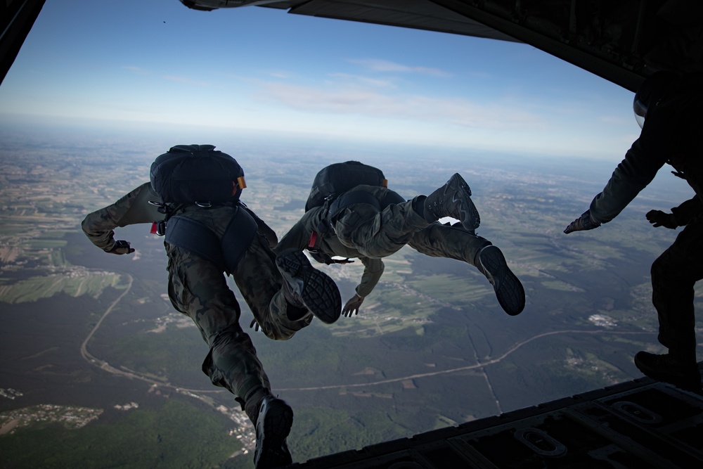 U.S. Army 10th Special Forces Group (Airborne) and Polish 6th Airborne Brigade perform a static line and high altitude low opening parachute jumps May 13-15, 2024 near Krakow Poland.