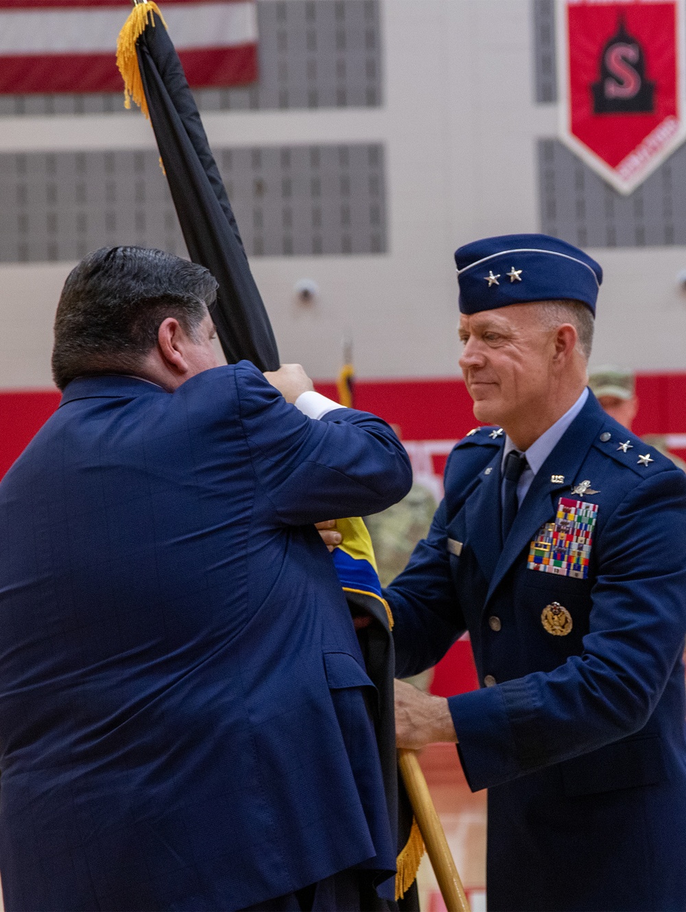 BOYD ASSUMES LEADERSHIP OF ILLINOIS NATIONAL GUARD DURING  CHANGE OF COMMAND CEREMONY