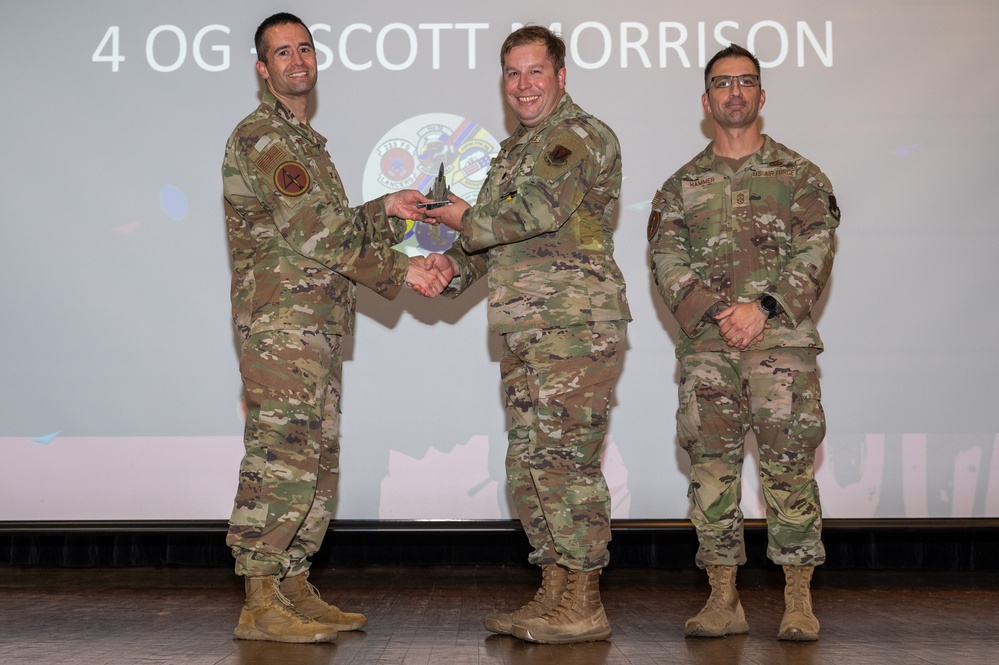 4th Fighter Wing hosts 1st Quarter Awards