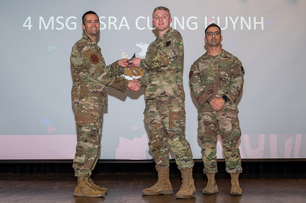 4th Fighter Wing hosts 1st Quarter Awards
