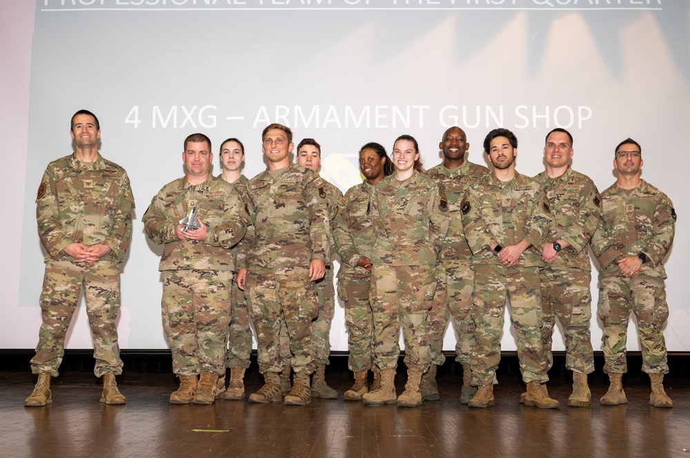 4th Fighter Wing hosts 1st Quarter Awards