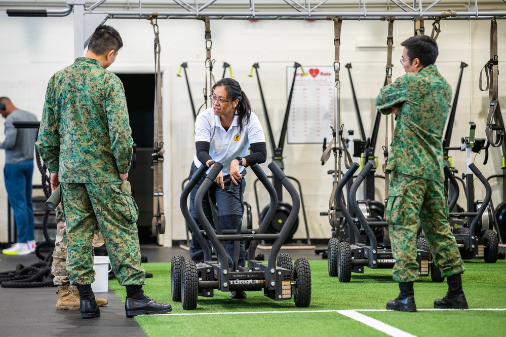 JBLM H2F hosts Singapore Armed Forces visit