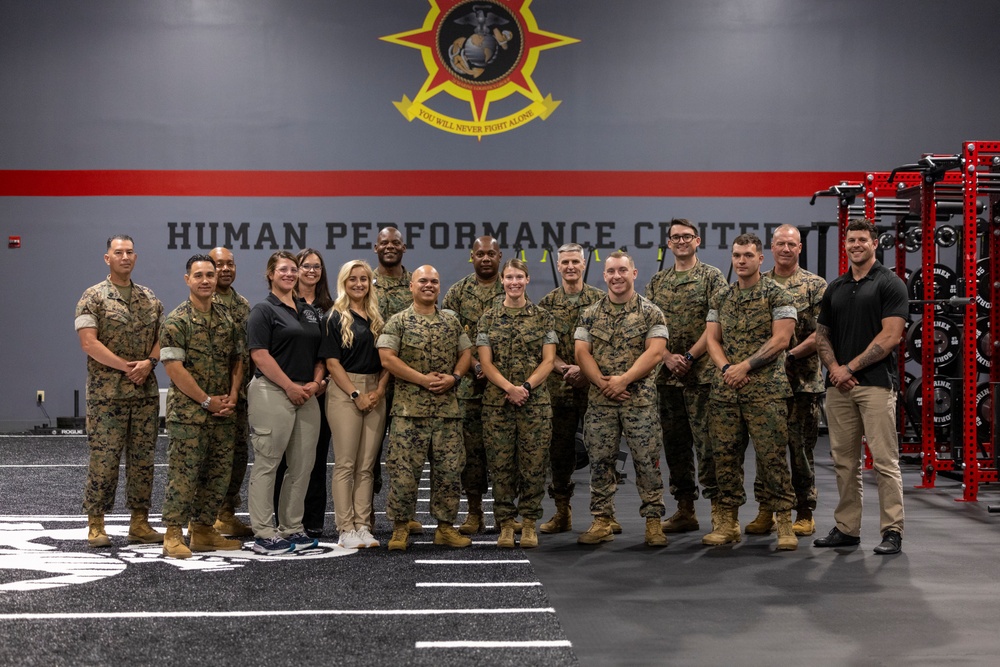 Assistant Commandant of the Marine Corps visits 2nd MLG Human Performance Center