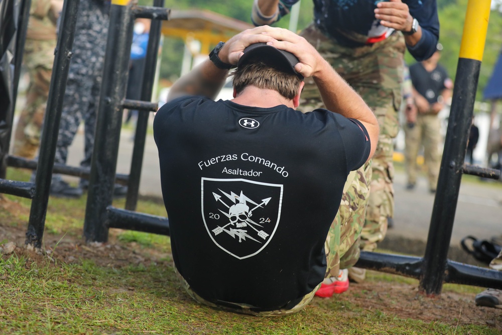 Fuerzas Comando 24 Physical Test