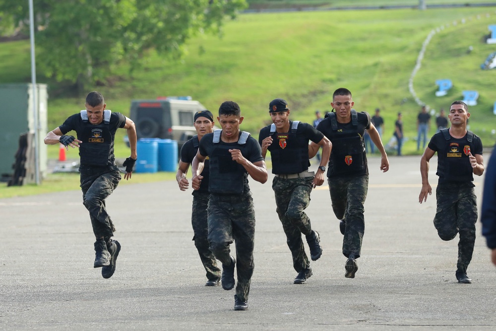 Fuerzas Comando 24 Physical Test