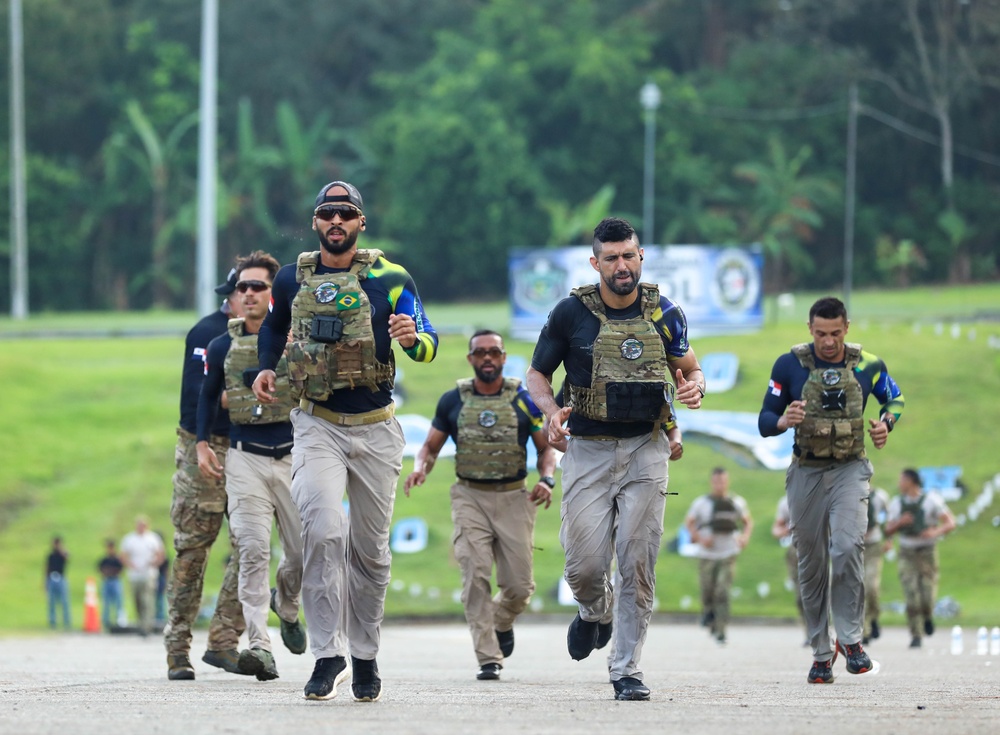 Fuerzas Comando 24 Physical Test