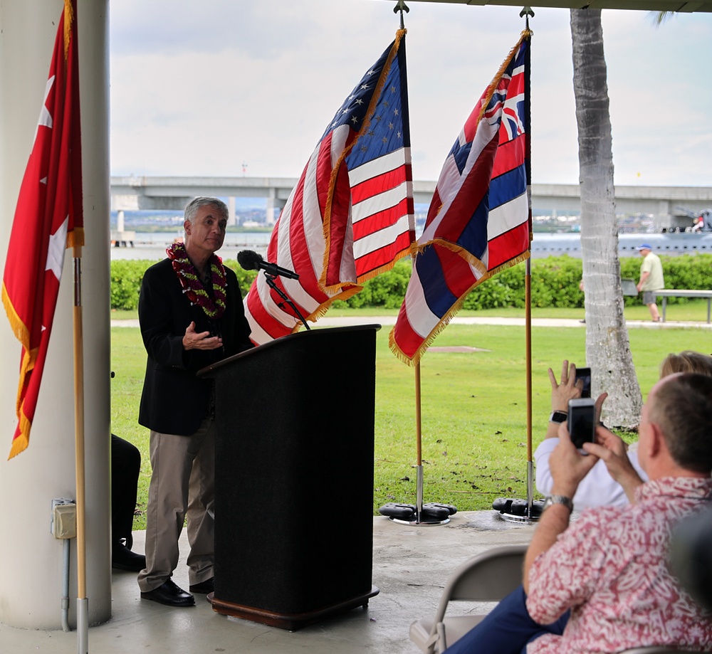 Army awards Purple Heart medals in 1945 crash