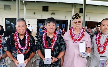 Army awards Purple Heart medals in 1945 crash
