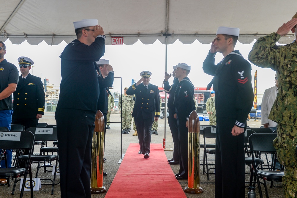 USS Cincinnati (LCS 20) Conducts Change of Command Ceremony