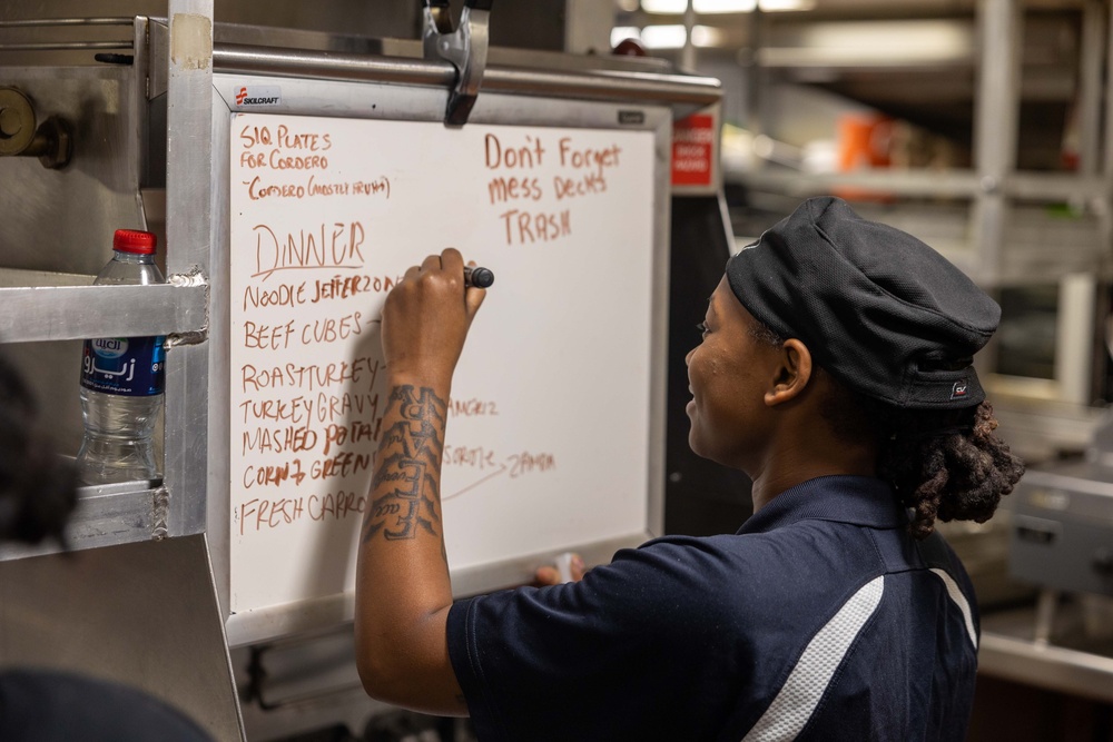 USS Bataan Culinary Specialists Serve Lunch in Wardroom