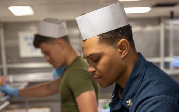 USS Bataan Culinary Specialists Serve Lunch in Wardroom