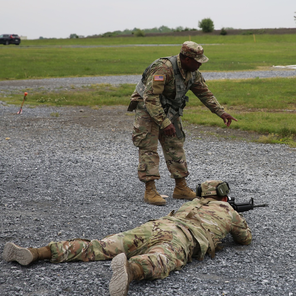 DVIDS - Images - 1067th M4 PMI training [Image 2 of 3]