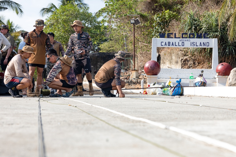 ACDC: EOD Underwater UXO Demolitions