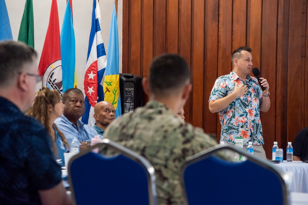 DoD Representatives Meet with Residents of Palau; Discuss Proposed Designation of Defense Site in Peleliu