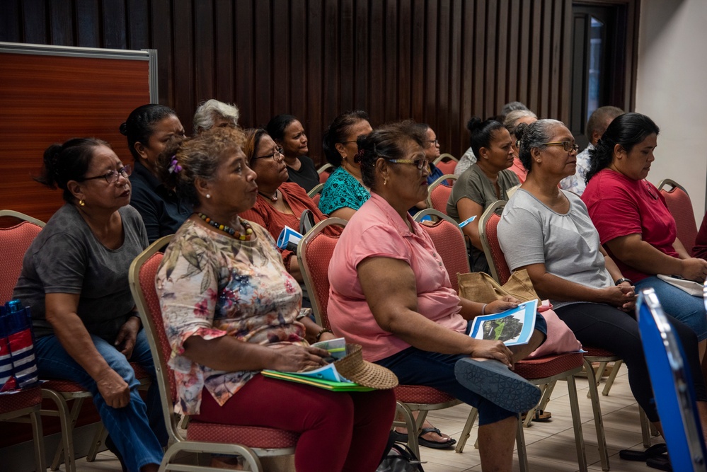 DoD Representatives Meet with Residents of Palau; Discuss Proposed Designation of Defense Site in Peleliu