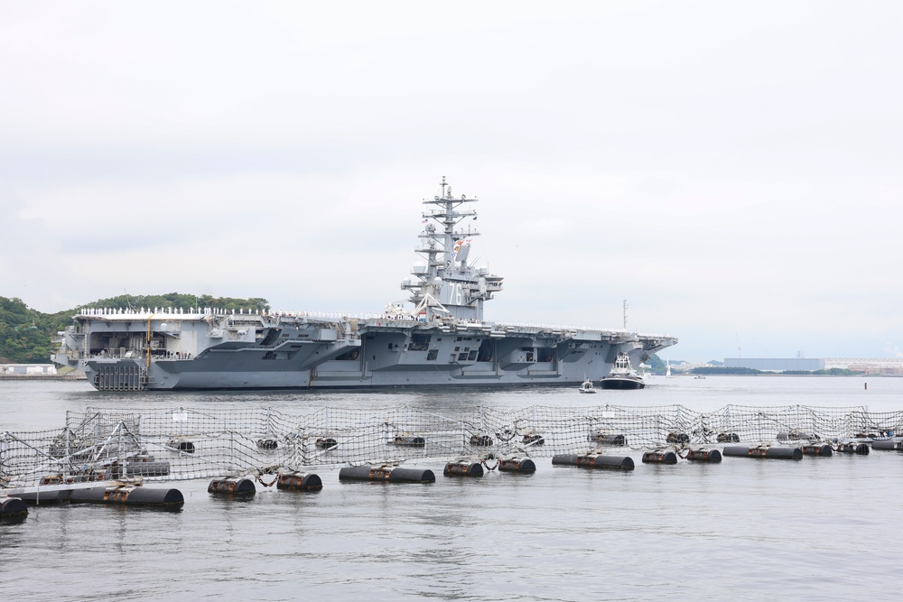 USS Ronald Reagan departs Yokosuka