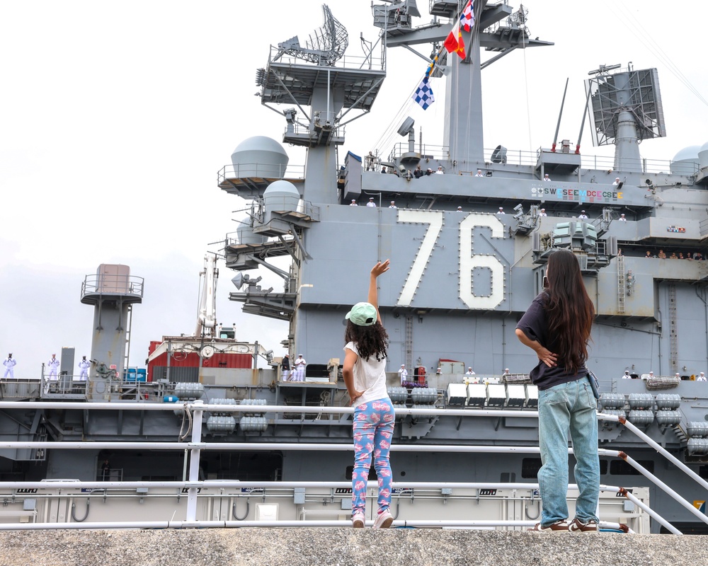 USS Ronald Reagan departs Yokosuka