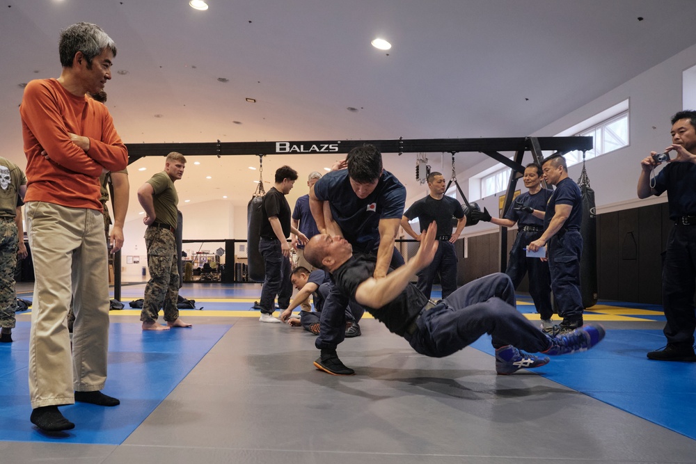 FASTPAC Marines, Immigration Agents participate in martial arts exchange