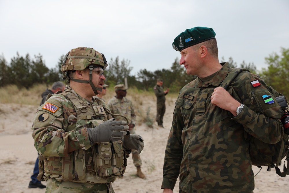 29th ID Commanding General Maj. Gen. Joseph DiNonno with Polish army Col. Noga