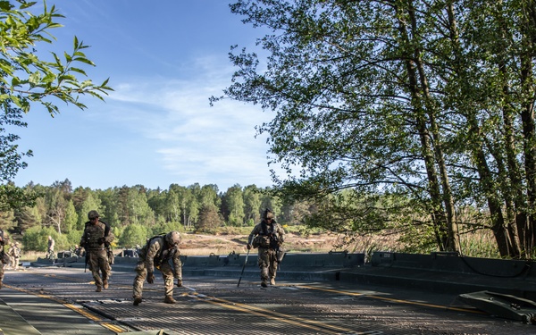 43rd Multi-Role Bridge Company Wet Gap Crossing