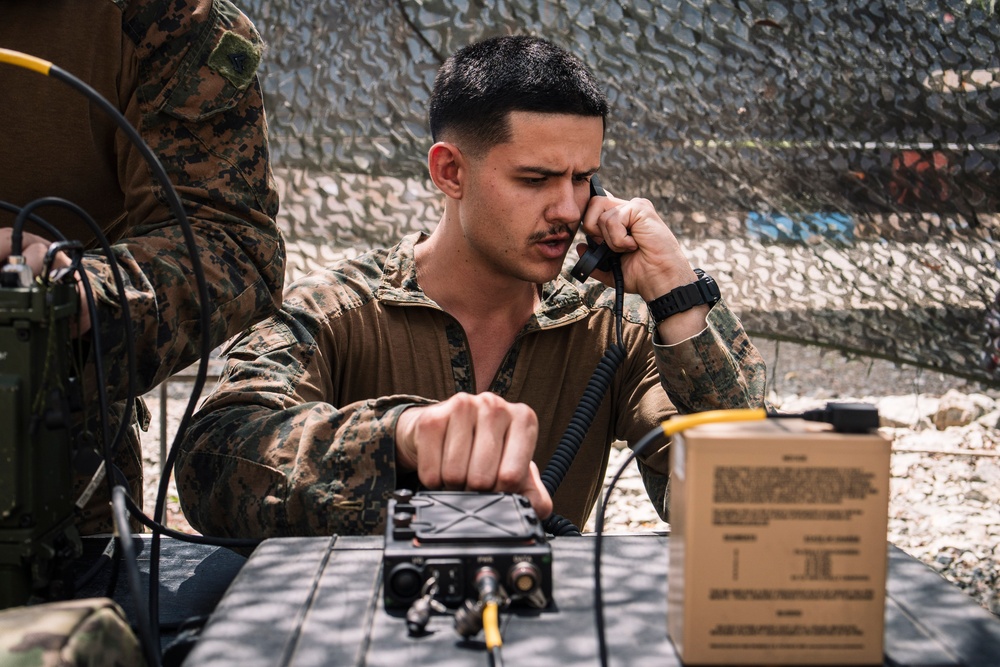 ACDC: US, Philippine Marines Enable Partnered Communications