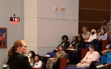 Walter Reed holds Director's Town Hall