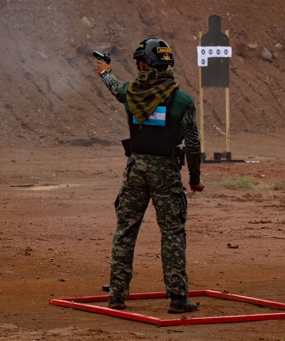 Fuerzas Commando 24 Assaulter Course